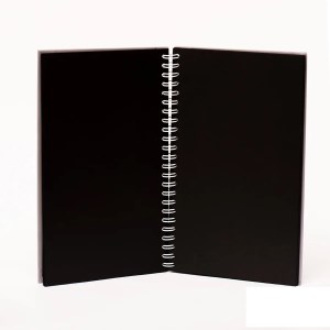 پیتیکو دفتر برگ مشکی مدل دختر