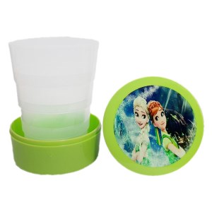 کارا لیوان آب در دار